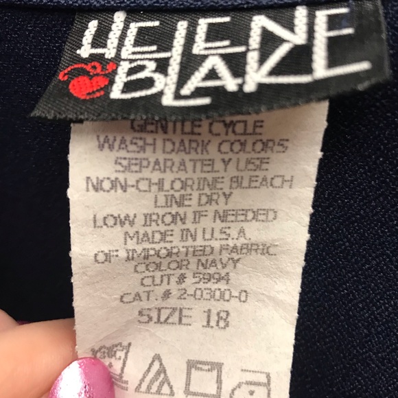 Suit - Picture 4 of 8